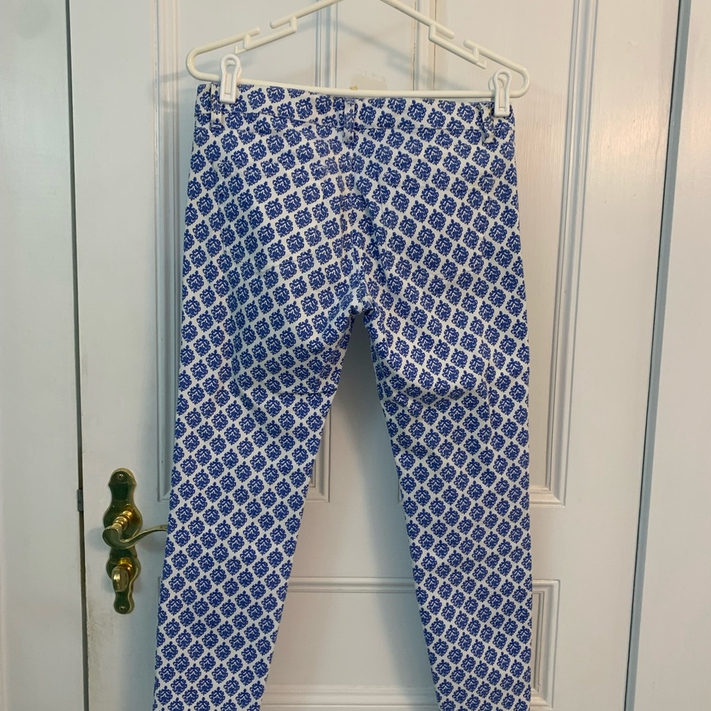 White and Blue patterned pants - Picture 5 of 6